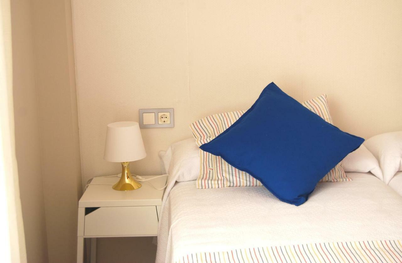 Centrico Nuevo Dos Banos Parking Apartament Sewilla Zewnętrze zdjęcie
