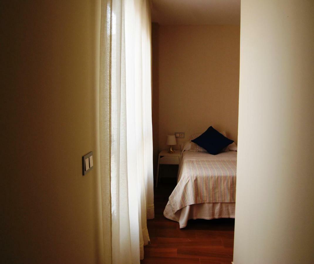 Centrico Nuevo Dos Banos Parking Apartament Sewilla Zewnętrze zdjęcie